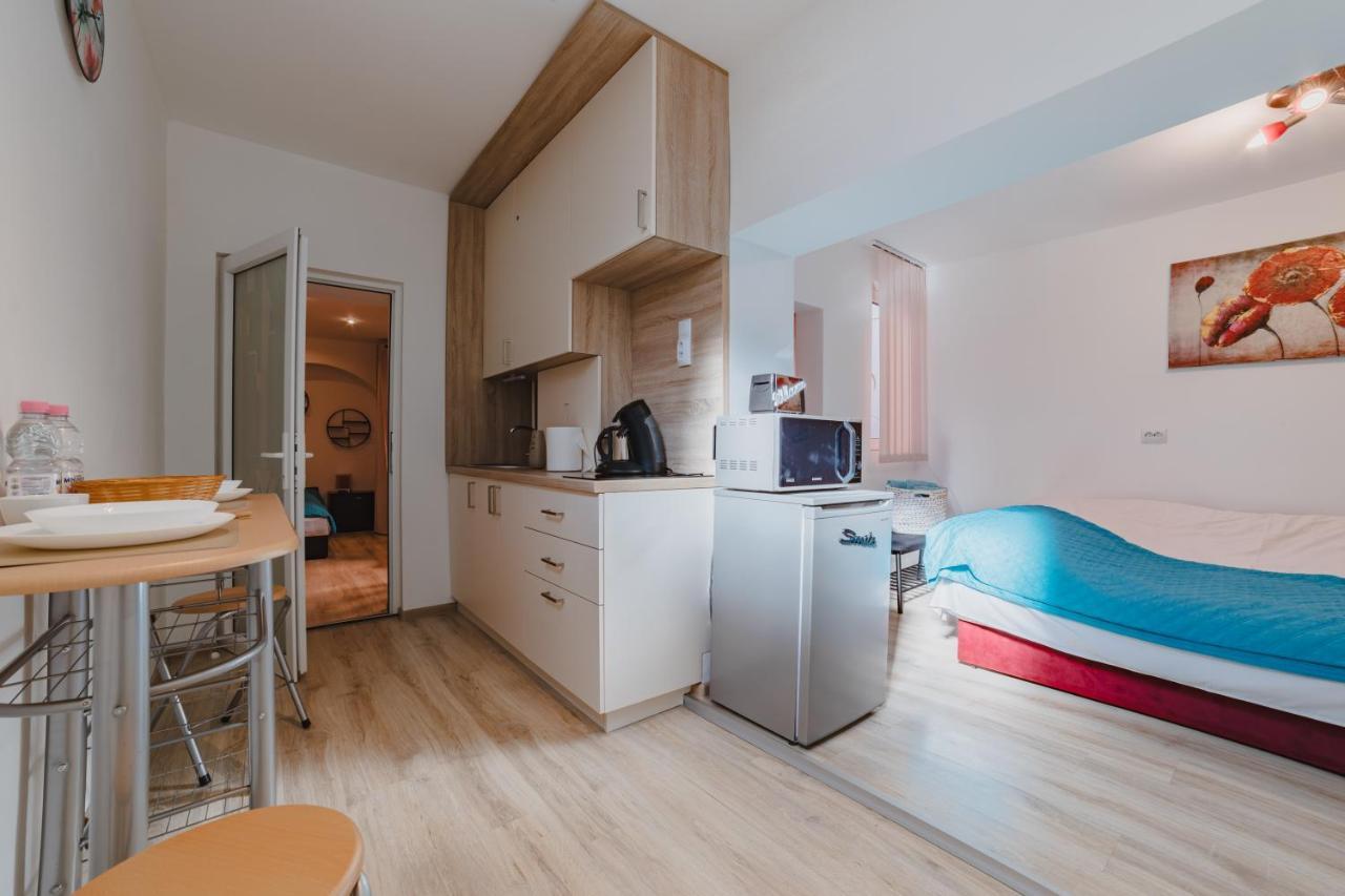 Old Town Studio Apartment บราชอฟ ภายนอก รูปภาพ